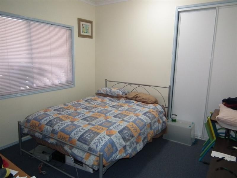 73 Woocoo Drive, Oakhurst QLD 4650