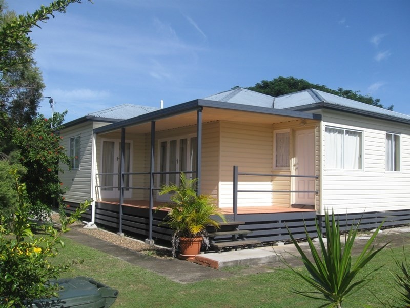 16 Holme Street, Granville QLD 4650