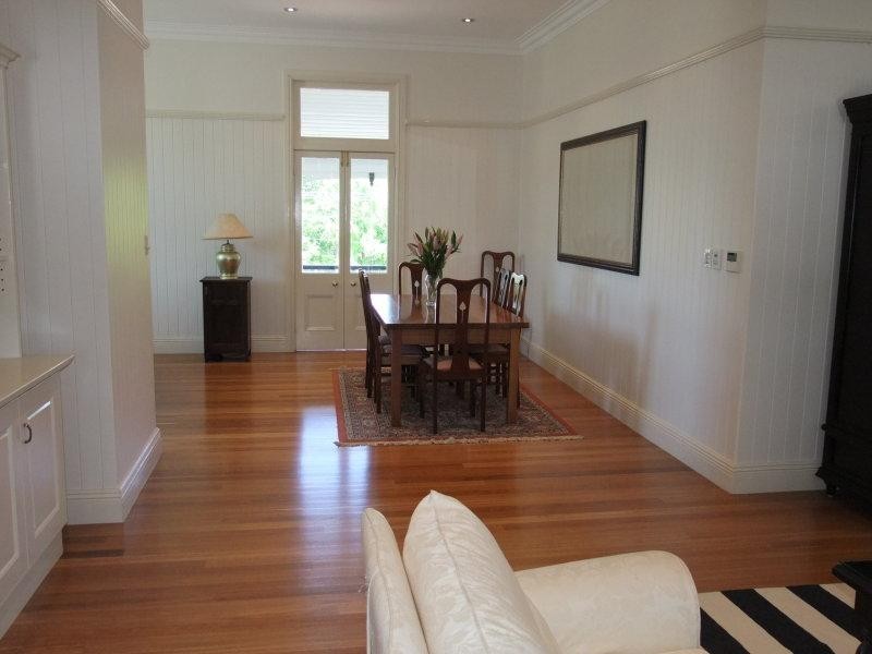 2/208 Lennox Street, Maryborough QLD 4650