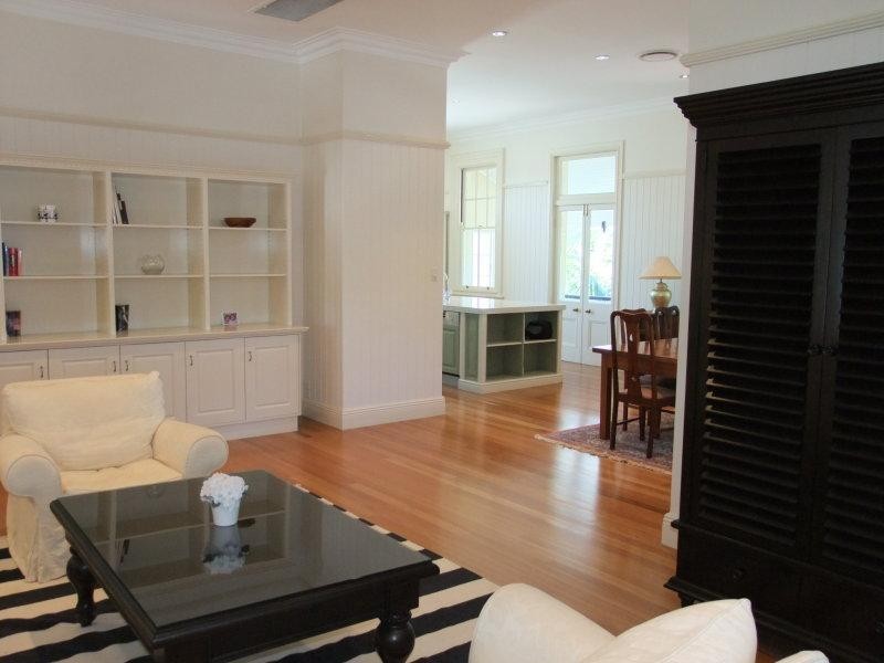 2/208 Lennox Street, Maryborough QLD 4650