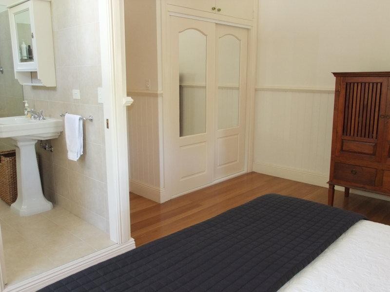 2/208 Lennox Street, Maryborough QLD 4650