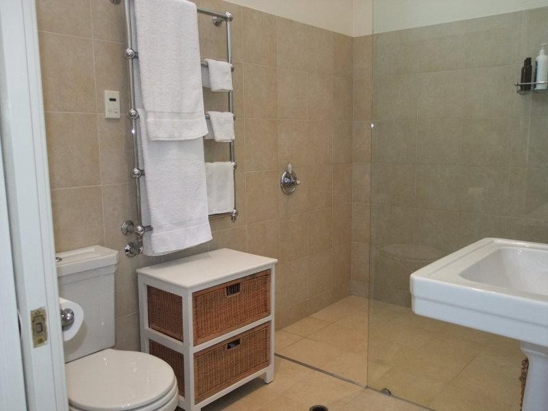 2/208 Lennox Street, Maryborough QLD 4650