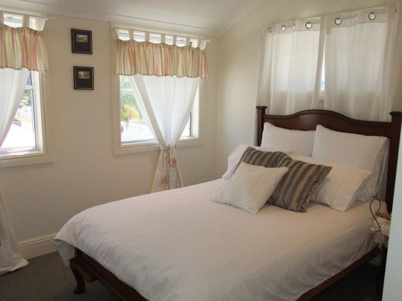 2/208 Lennox Street, Maryborough QLD 4650