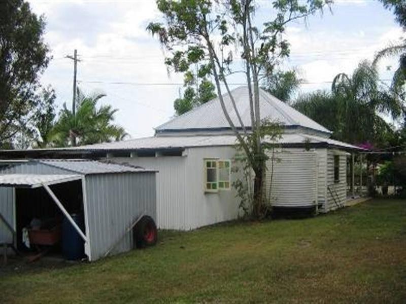 9 Mungar Road, Tiaro QLD 4650