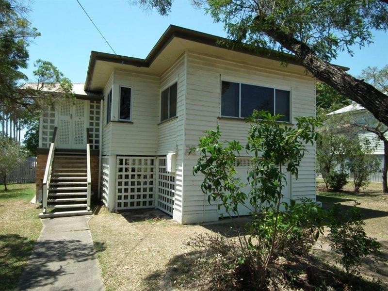 25 Unity Street, Maryborough QLD 4650