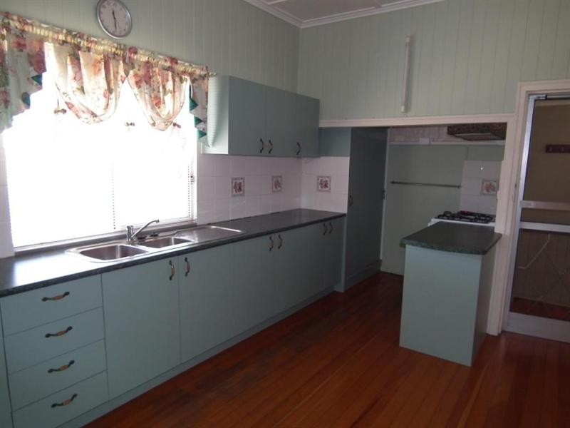 54 Campbell Street, Maryborough QLD 4650