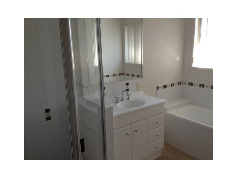 6 Arthur Street, Maryborough QLD 4650