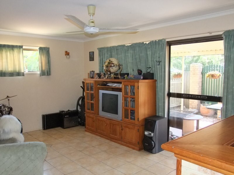 30 Crown Street, Maryborough QLD 4650