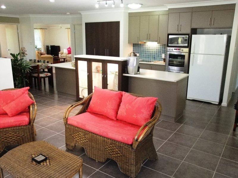 30 Lilly Pilly Drive, Oakhurst QLD 4650