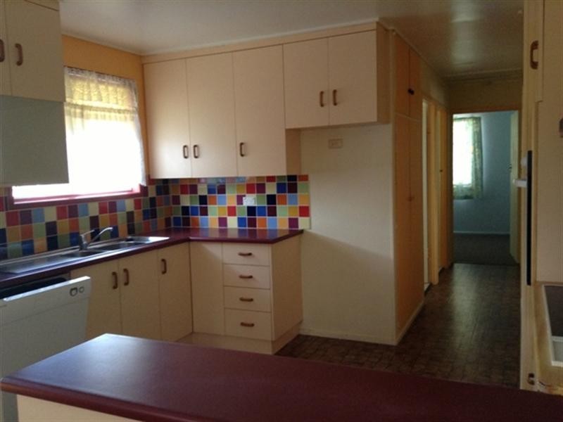 22 Hillcrest Avenue, Granville QLD 4650