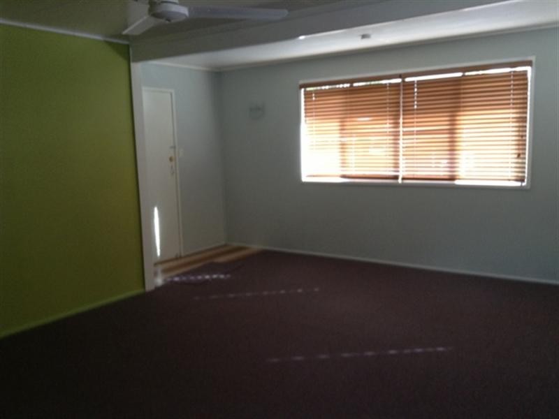 22 Hillcrest Avenue, Granville QLD 4650