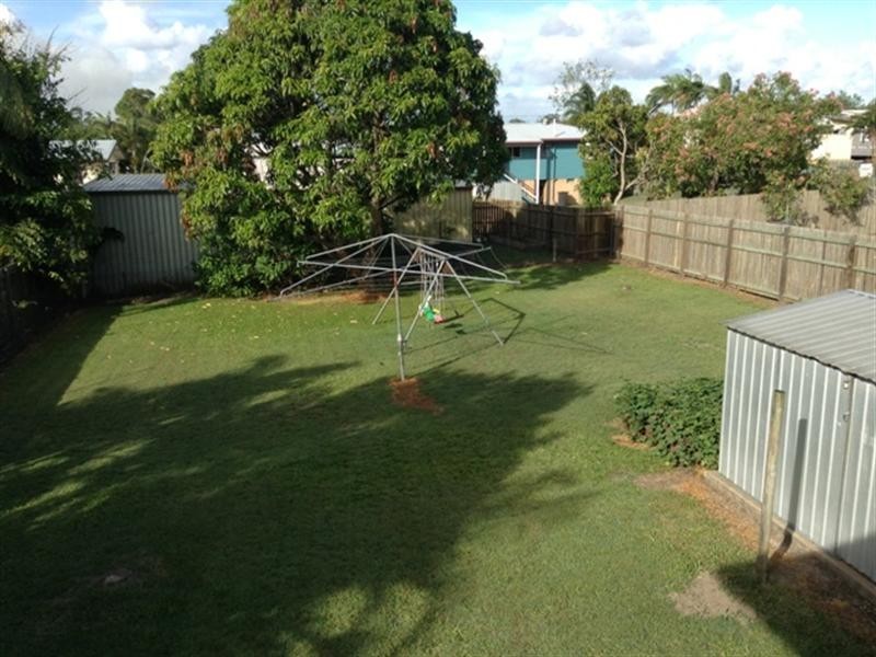 22 Hillcrest Avenue, Granville QLD 4650