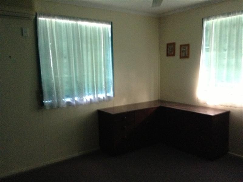 22 Hillcrest Avenue, Granville QLD 4650