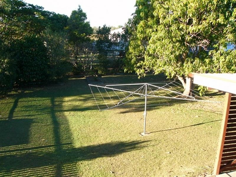 30 Hillcrest Avenue, Granville QLD 4650