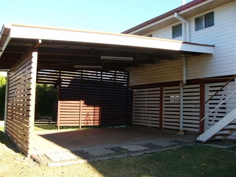 30 Hillcrest Avenue, Granville QLD 4650