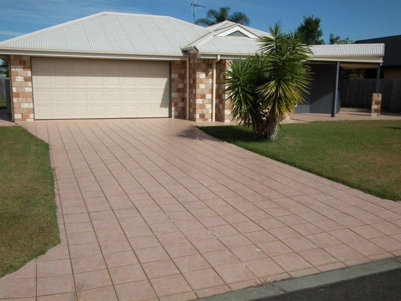 8 Guilmartins Way, Maryborough QLD 4650