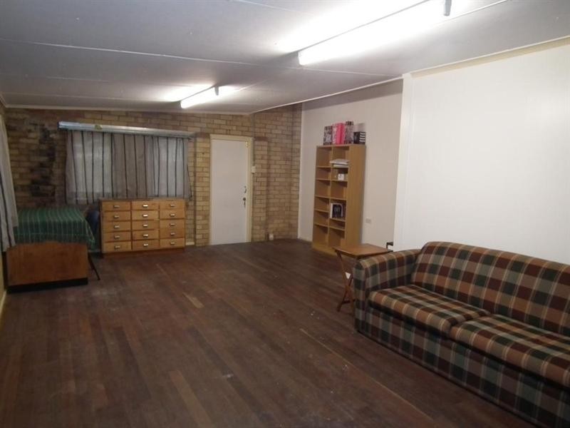 8 Richard Street, Maryborough QLD 4650