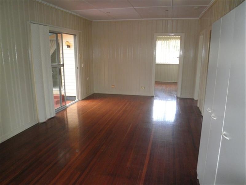 42 Churchill Mines Road, Dundathu QLD 4650