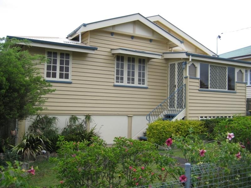 6 Scott Street, Maryborough QLD 4650