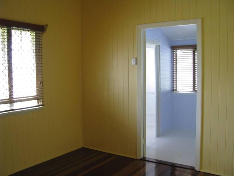 6 Scott Street, Maryborough QLD 4650