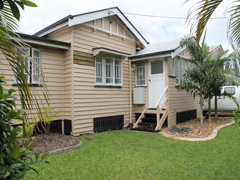 25 Grosvenor Street, Maryborough QLD 4650