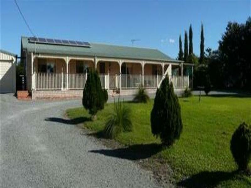 6 Inman Street, Tiaro QLD 4650
