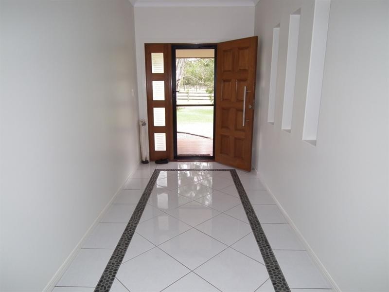 25 Yarilee Drive, Granville QLD 4650