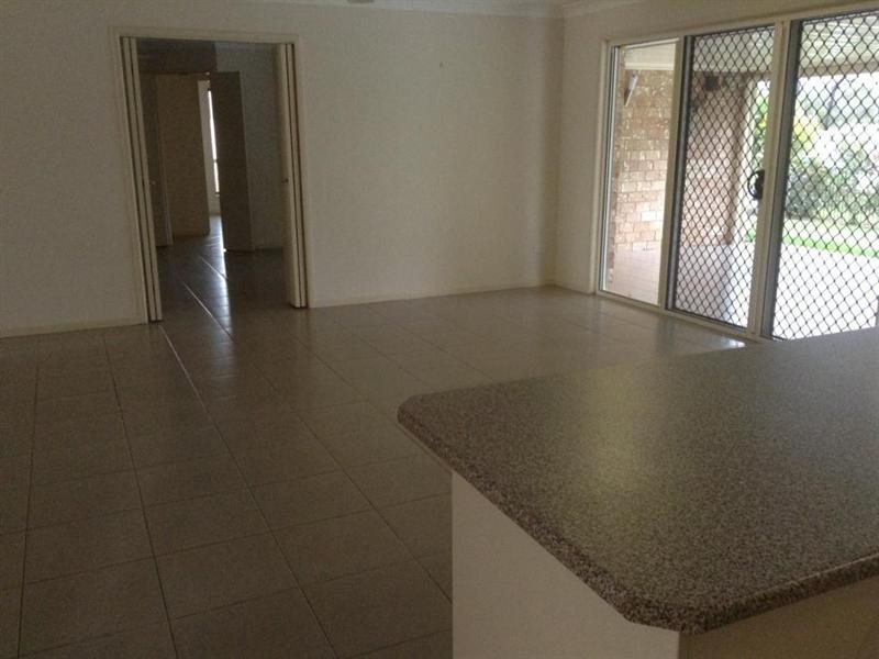53 Georgia Way, Oakhurst QLD 4650