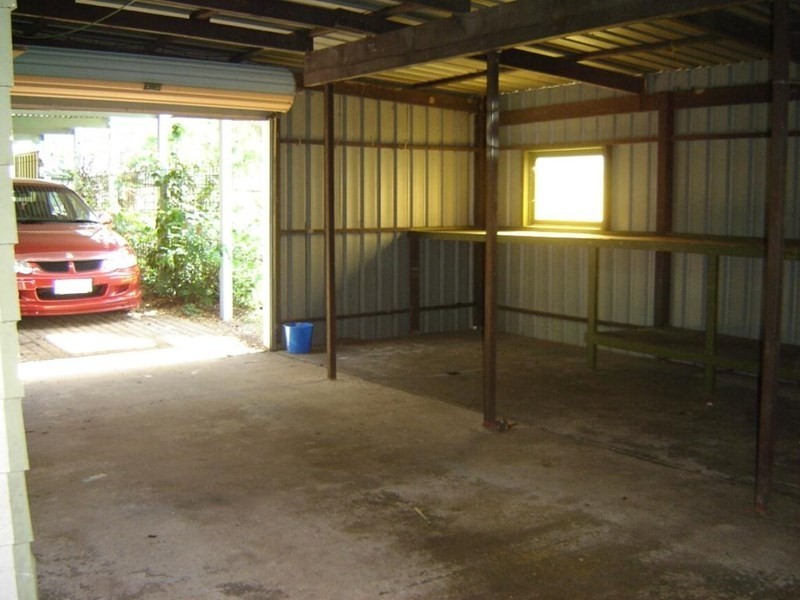 17 Ferry Road, Yengarie QLD 4650