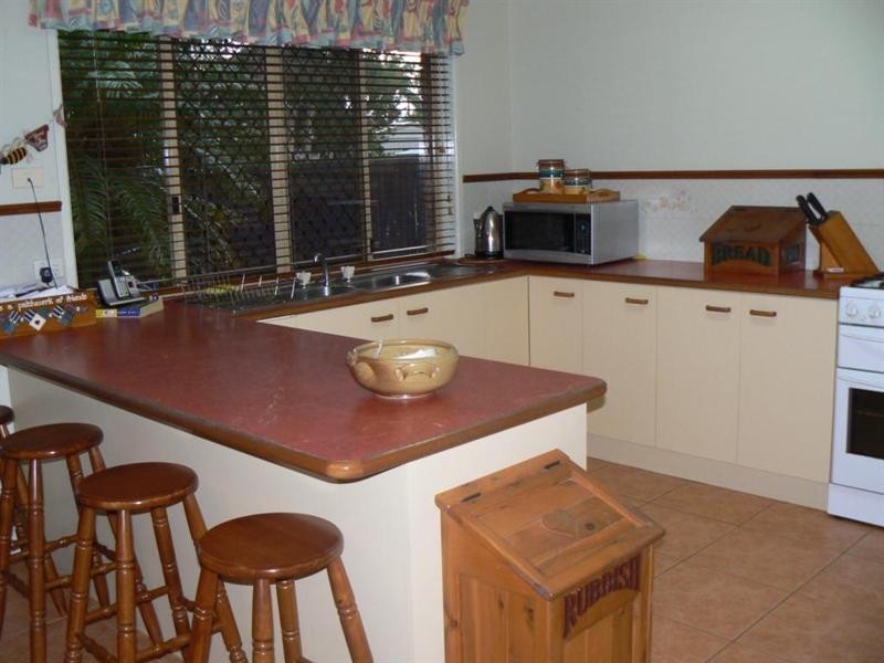 11 Oxley Court, Granville QLD 4650