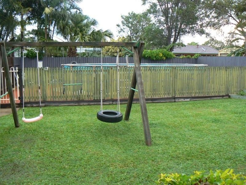 11 Oxley Court, Granville QLD 4650