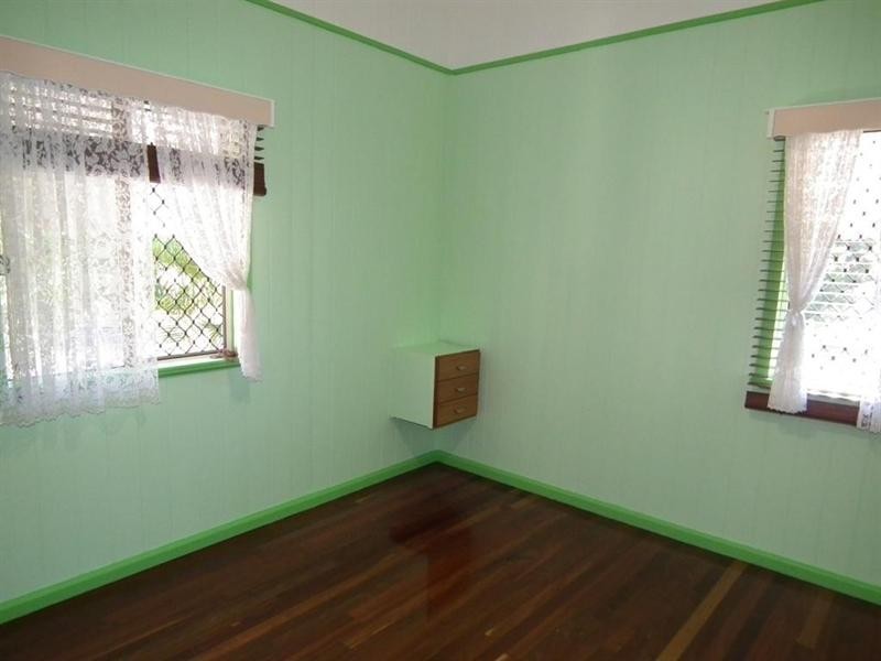 5 Fairlie Avenue, Maryborough QLD 4650