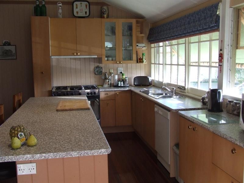 32 Manskie Street, Tinana QLD 4650