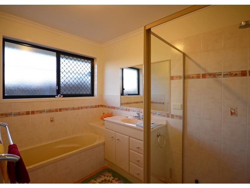 10 Guilmartins Way, Tinana QLD 4650