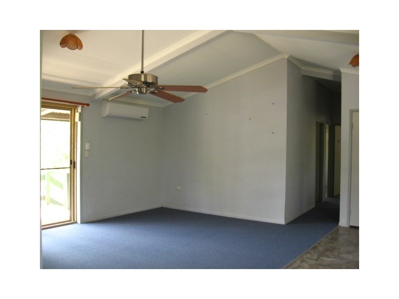 113 Cambridge Street, Granville QLD 4650