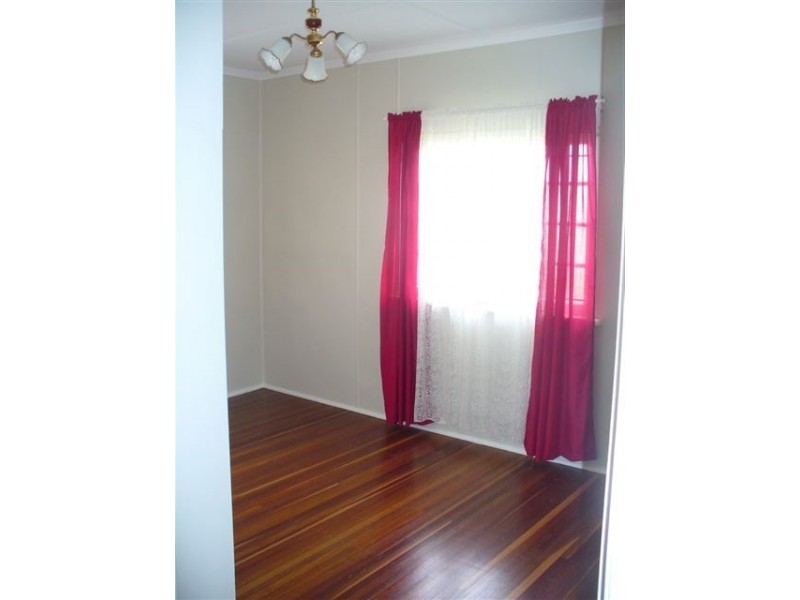 12 Dunn Street, Maryborough QLD 4650