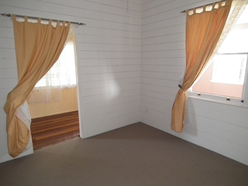 229 Tooley Street, Maryborough QLD 4650