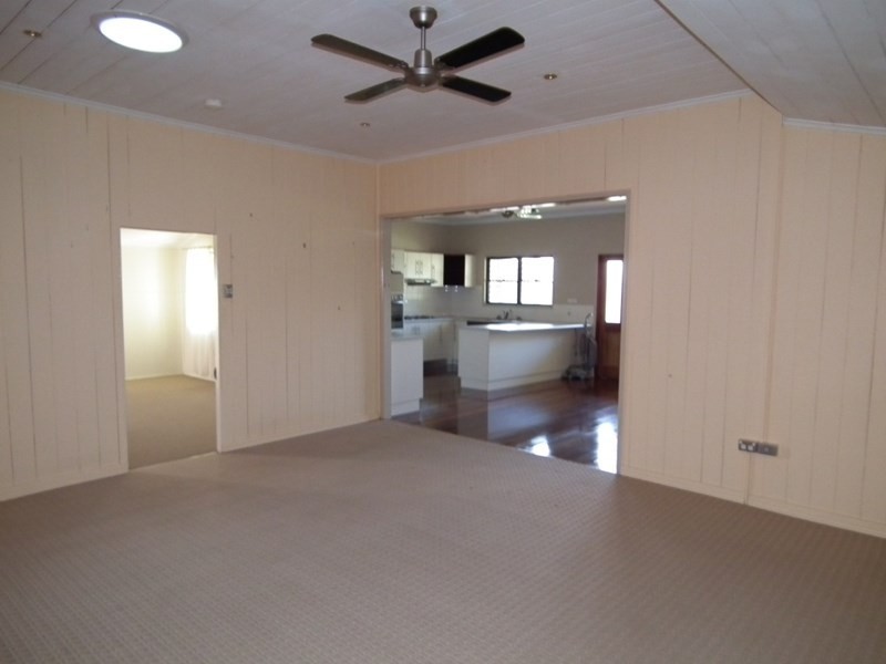 229 Tooley Street, Maryborough QLD 4650