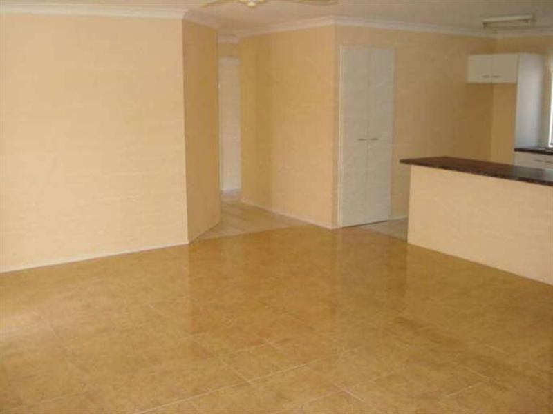 12 Fairweather Drive, Parkwood QLD 4214