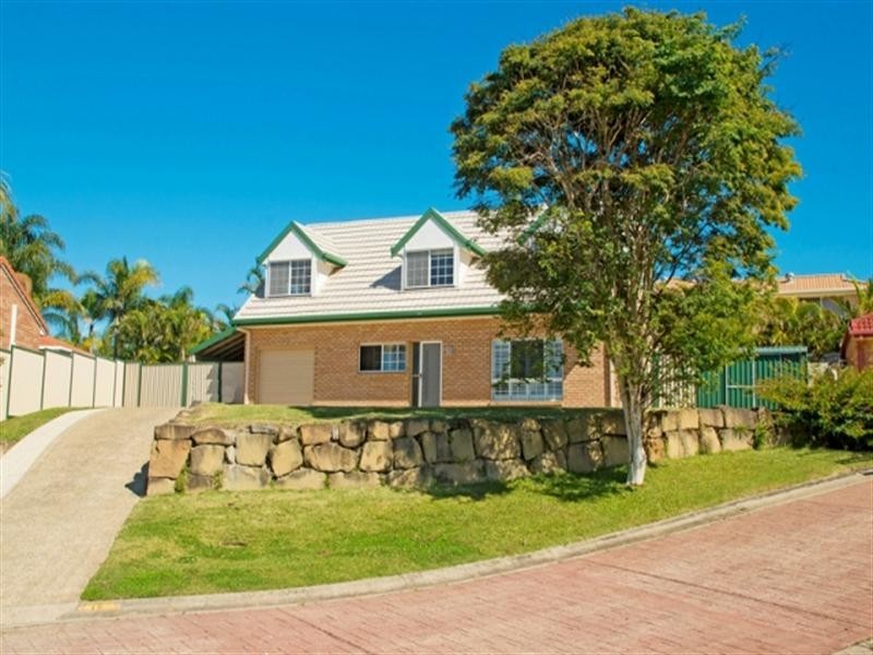 16 Spikes Court, Arundel QLD 4214