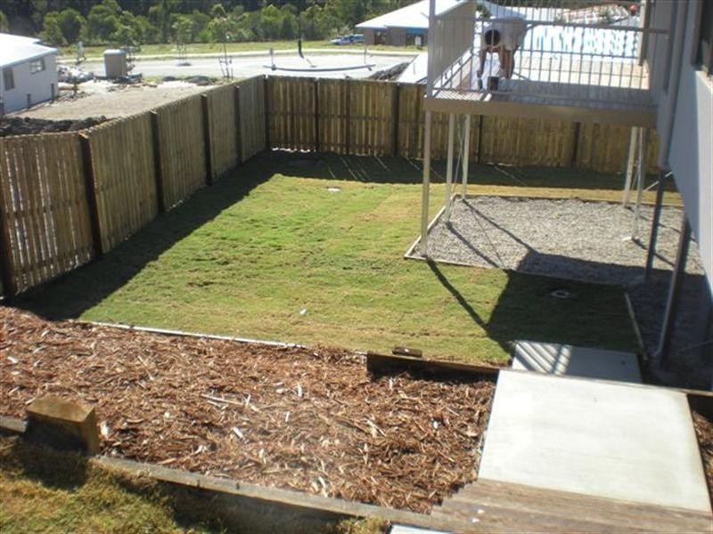 17 Harriet Lane, Oxenford QLD 4210