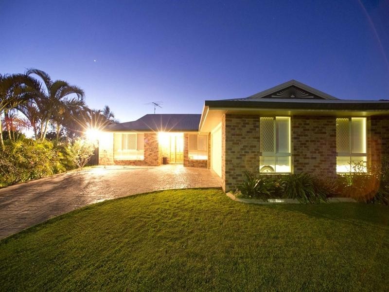 24 Caroline Court, Beaudesert QLD 4285