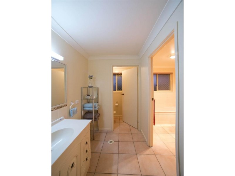 24 Caroline Court, Beaudesert QLD 4285