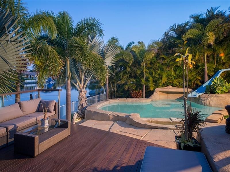 102 The Peninsula, Helensvale QLD 4212