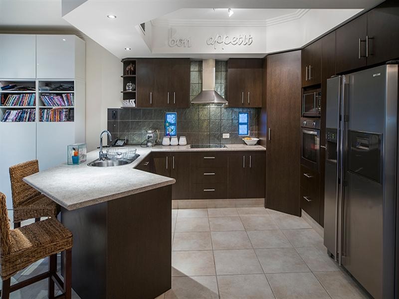 102 The Peninsula, Helensvale QLD 4212