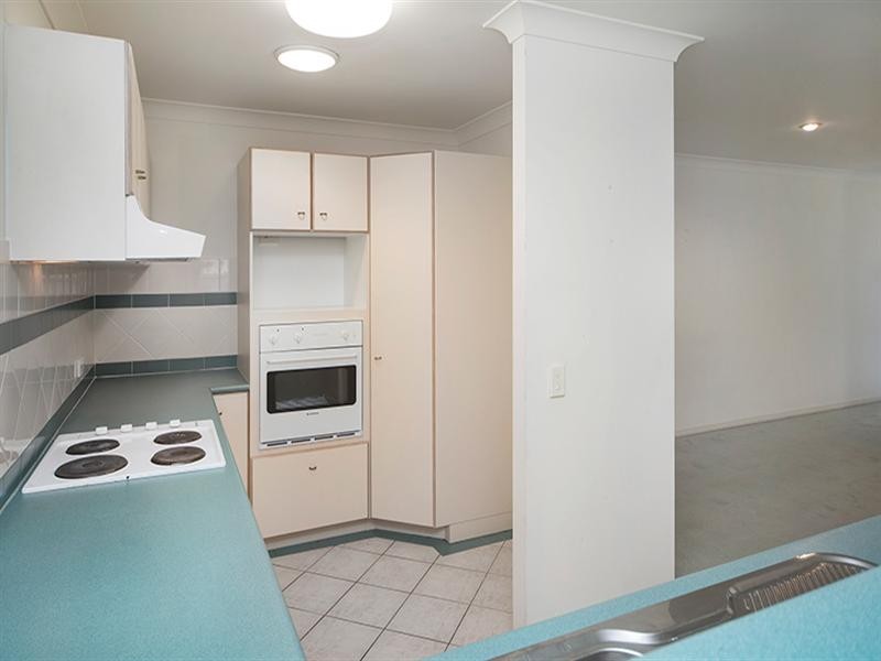13/18 Discovery Drive, Helensvale QLD 4212