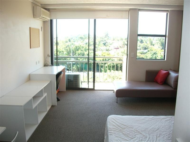 410and412/25 LAKE ORR Drive, Robina QLD 4226