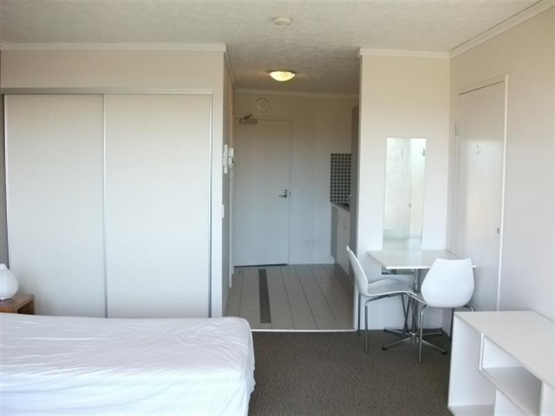 410and412/25 LAKE ORR Drive, Robina QLD 4226