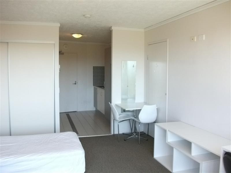 410and412/25 LAKE ORR Drive, Robina QLD 4226