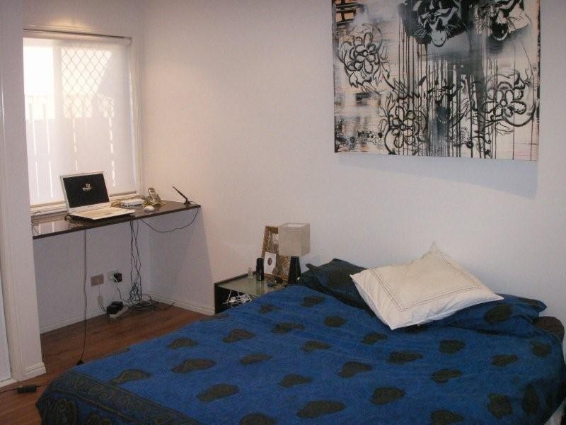 9 Pritchard Court, Pacific Pines QLD 4211